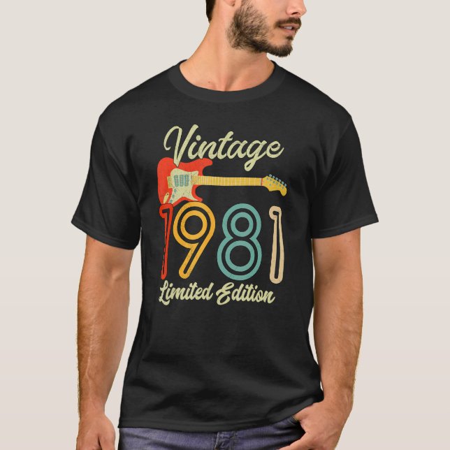 Camiseta Violão de 41 anos Vintage 1981 (Frente)