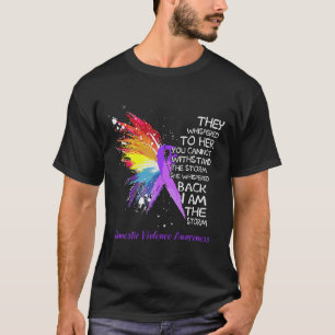 Camiseta Violência Doméstica Ela sussurrou de volta eu sou 