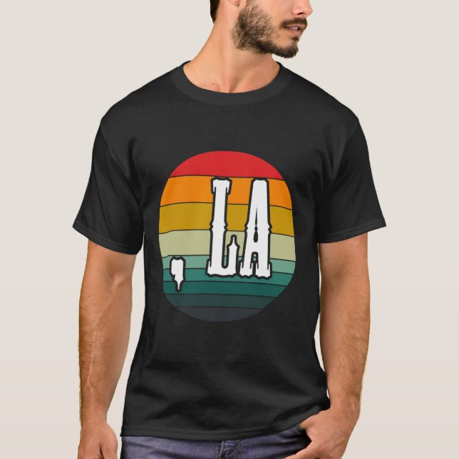 Camiseta Vírgula La Kamala Harris Defensores Presidenciais  (Frente)