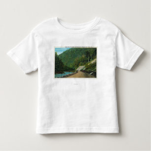 Camiseta Vista ao longo do rio frio da inclinação oriental