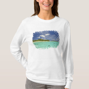 Camiseta Vista da Ilha de Funadoo a partir de Funadovilligi