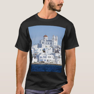 Camiseta Vista da Ilha de Noussa da Aldeia Paros