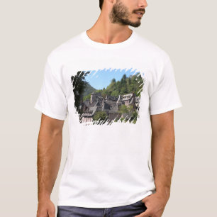 Camiseta Vista da vila medieval (foto)