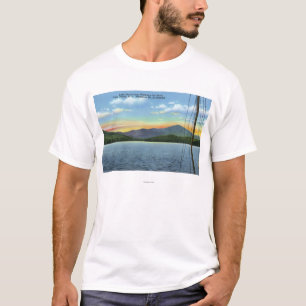Camiseta Vista do lago da doca da pensão de Whiteface