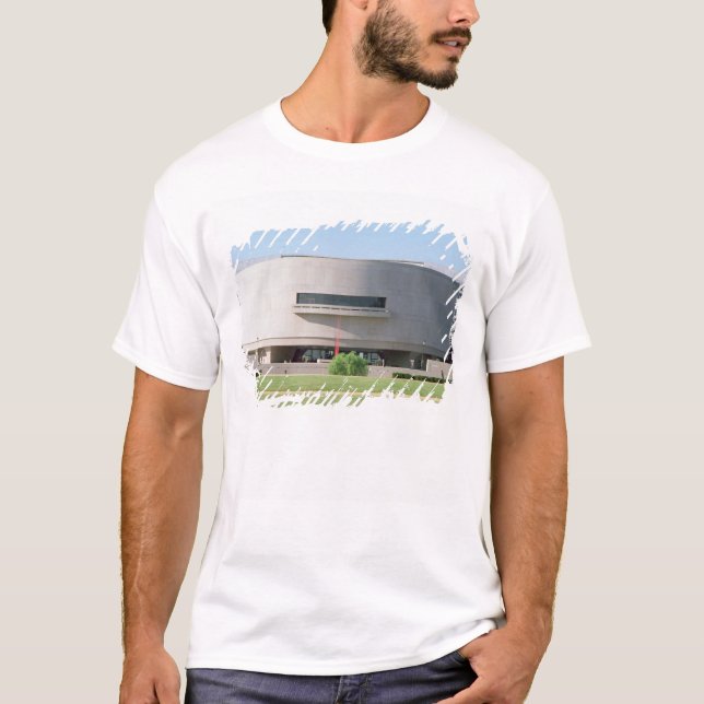 Camiseta Vista exterior do Hirshhorn Museu, 1974) (Frente)