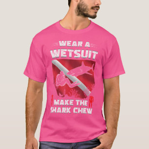 Camiseta Vista Um Fato Molhado Torne O Mastigue Do Tubarão 