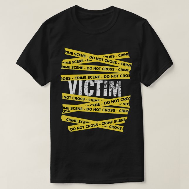 Camiseta Vítima da Cena de Crime Inspirou Vítima Misteriosa (Frente do Design)