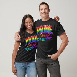 Camiseta Vivendo a Vida em Voz Alta e Orgulhosa Arco-íris L