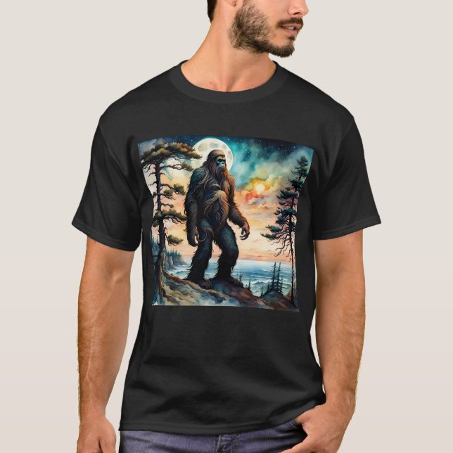 Camiseta Vivendo em Montanha Sasquatch de Grande Tamanho (Frente)