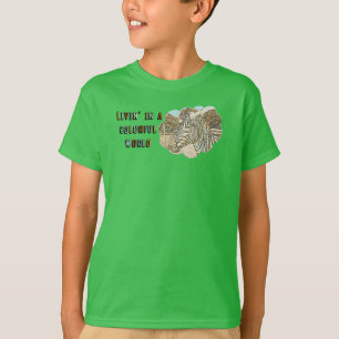 Camiseta Vivendo em um Mundo Colorido
