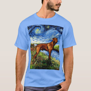 Camiseta Vizsla no River Bank Starry Night Dog Art de Aja13