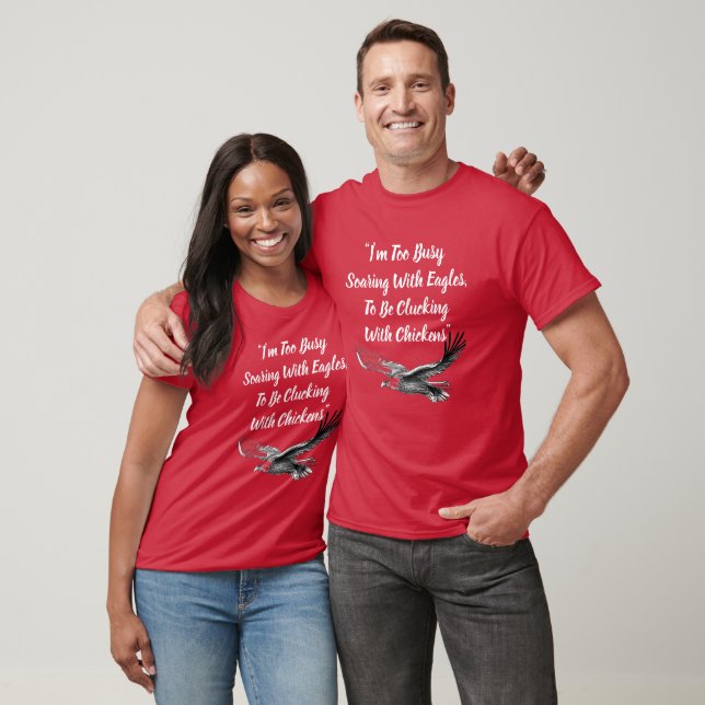 Camiseta "Voando Com Águias" (Unissex)