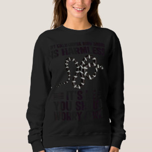 Camiseta Você Deveria Se Preocupar Com O Rei Da Califórnia