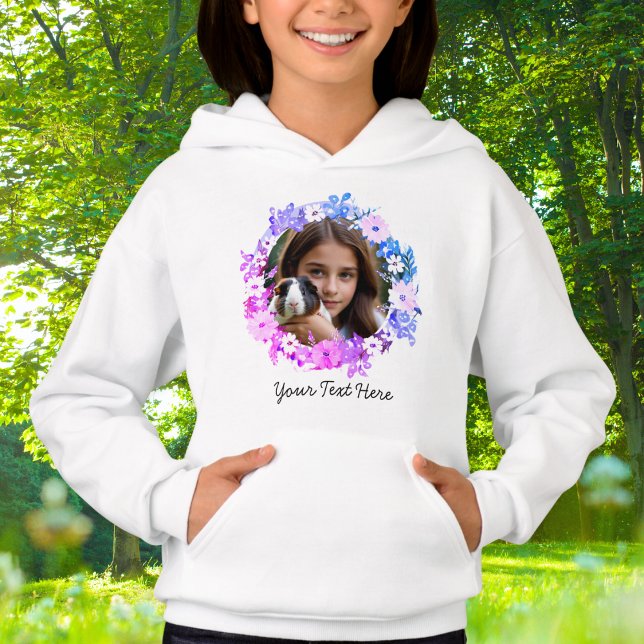 Camiseta Você e o seu Pet Photo Floral Criam o seu (A sweatshirt to customize with a photo of you and your pet, with your pet's name underneath)