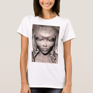 Camiseta Você é Única. Mulher com máscara de mascarada
