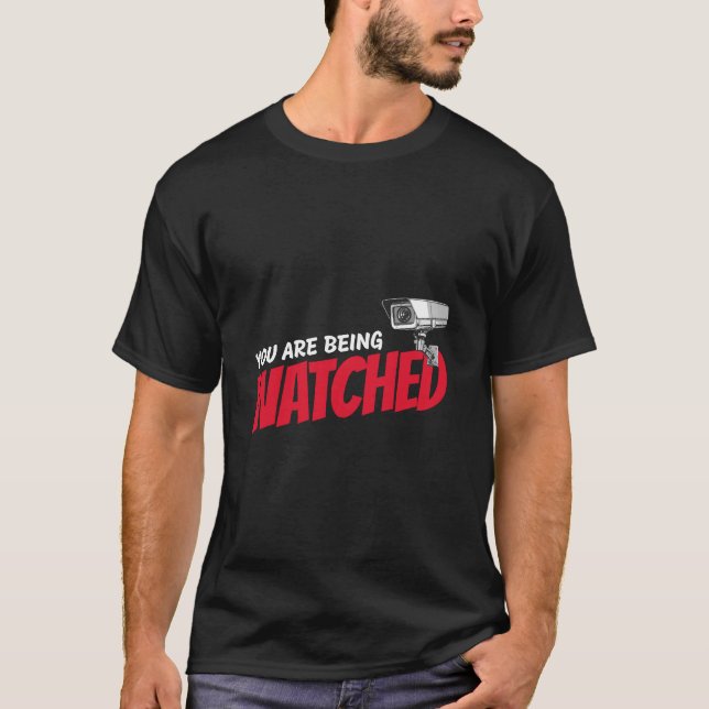 Camiseta Você Está Sendo Observado Câmera CCTV (Frente)