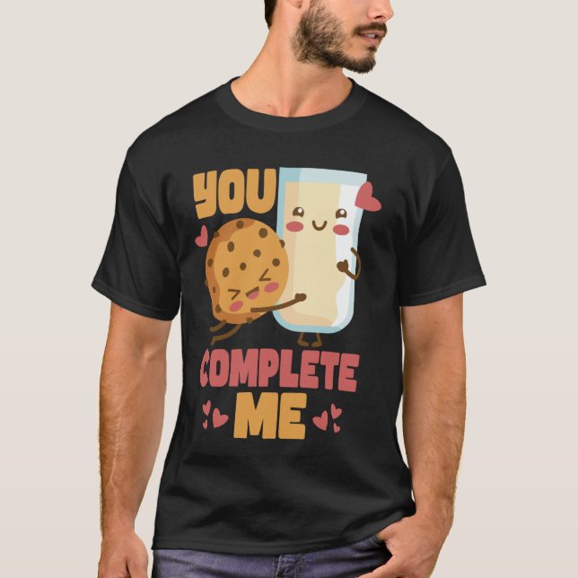 Camiseta Você Me Completa Biscoito com Chocolate ao Leite e (Frente)