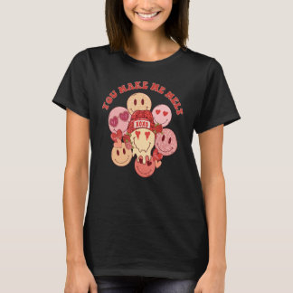 Camiseta Você Me Faz Derreter Groovy XOXO Sorriso Amor Dia