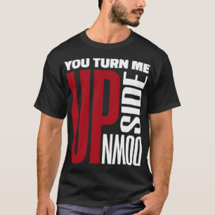 Camiseta Você Me Vira Para Baixo Vermelho Branco Carta De A