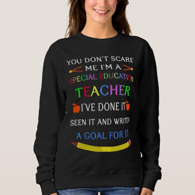 Camiseta Você não me assusta Eu sou um professor de educaçã (Frente)
