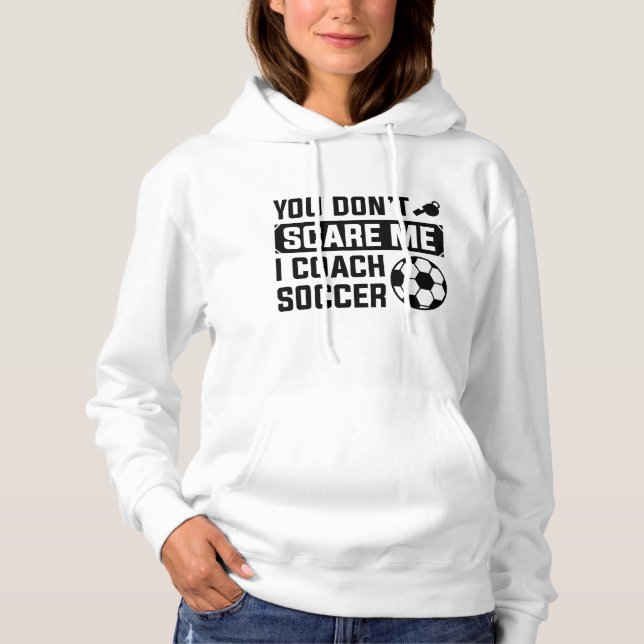 Camiseta Você não me assusta, eu treino futebol (Frente)