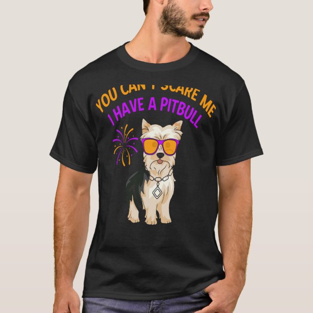 Camiseta Você Pode Me Assustar Que Eu Tenho Um Pitbull (Frente)