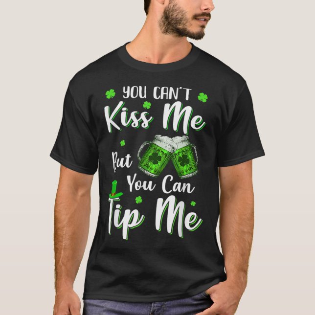 Camiseta Você Pode Me Beijar, Mas Pode Me Dar Uma Dica No D (Frente)