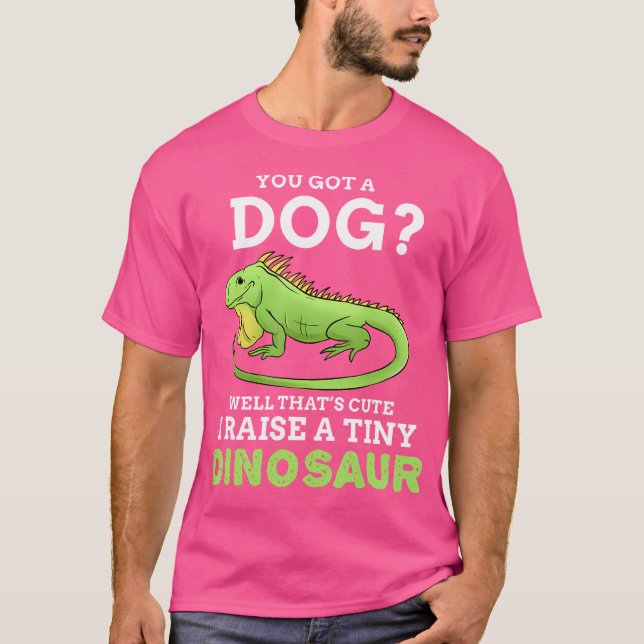 Camiseta Você Tem Um Cachorro Bem Que É Bom Eu Levantar Um  (Frente)