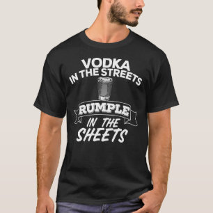 Camiseta Vodka Nas Ruas Rumple No Líquido De Folhas