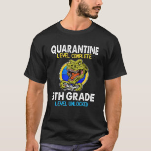 Camiseta Voltar À Escola 2021 Nível De 5 De Quarentena Unl