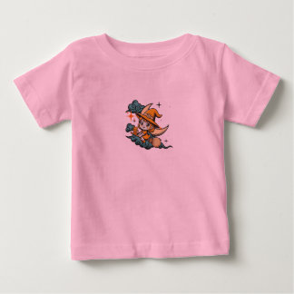 Camiseta Voo Noturno de Bruxa & Gato