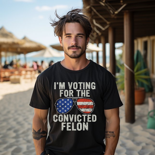 Camiseta Voto a favor do condenado (Criador carregado)