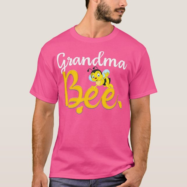 Camiseta Vovó Bee Matando a Família Primeiro Dia da Abelha (Frente)