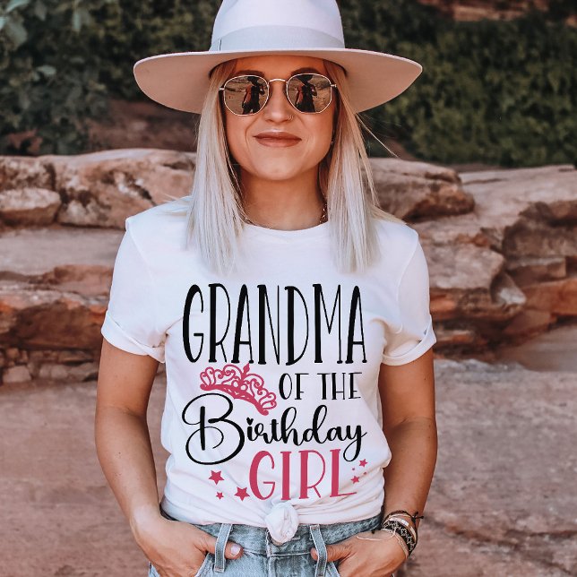 Camiseta Vovó da Família Personalizada Birthday Girl (Criador carregado)