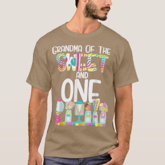 Camiseta Vovó do Doce e Um Bolinho de Aniversário Doce