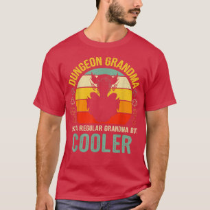 Camiseta Vovó Dungeon Como Uma Mãe Normal Mas Mais Fria