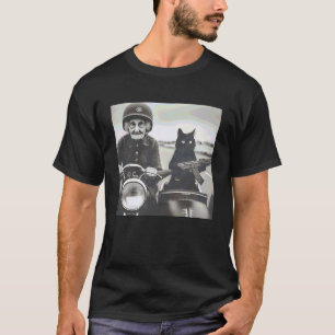 Camiseta Vovó e Seu Gato Armado Pilotando Moto Antiga