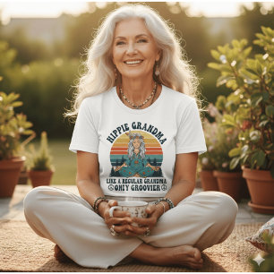 Camiseta Vovó Hippie Vintage Mais Groovy Pôr do Sol Retro d