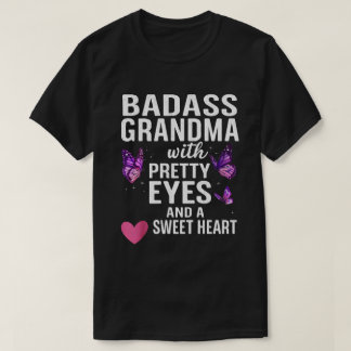 Camiseta Vovó Malandra Com Olhos Bonitos e um Coração Doce