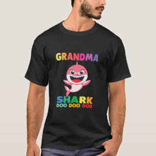 Camiseta Vovó Mamãe de Tubarão Doo Doo Pai