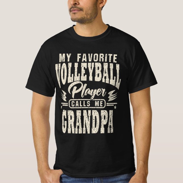 Camiseta Vovô Meu Jogador De Voleibol Favorito Me Liga (Frente)
