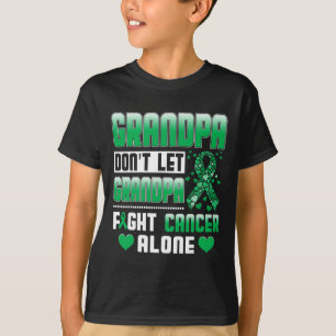 Camiseta Vovô não deixa o vovô lutar sozinho com o duto bil