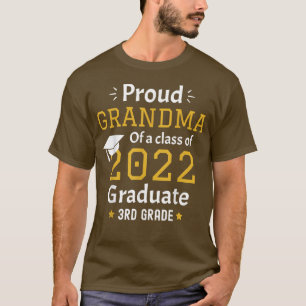 Camiseta Vovó orgulhosa de um formando 2022 3º ano g