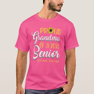 Camiseta Vovó orgulhosa de um mais velho de 2023, não estou