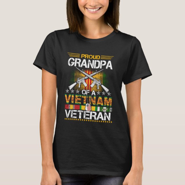 Camiseta Vovô Orgulhoso De Um Veterano Vietnã Meu Marido É  (Frente)