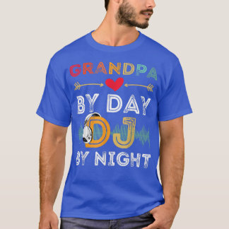 Camiseta Vovô Por Dia DJ Por Noite Retro Vintage Deej