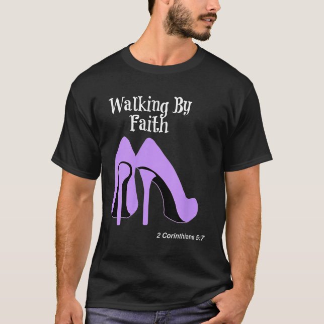 Camiseta Walk By Faith Graphic Christian Design With Purple (Frente)