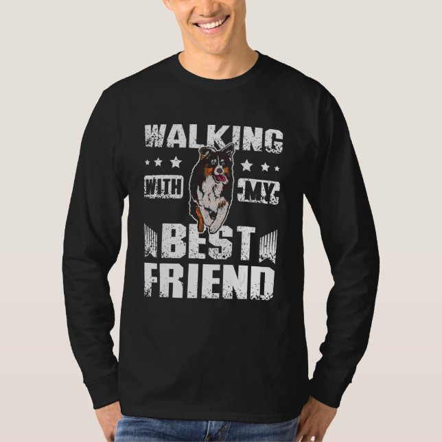 Camiseta walking with my best friend australian shepherd (Frente)