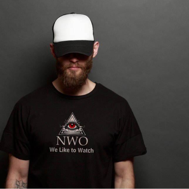 Camiseta Watchful Illuminati NWO nós gostamos de assistir T (Criador carregado)
