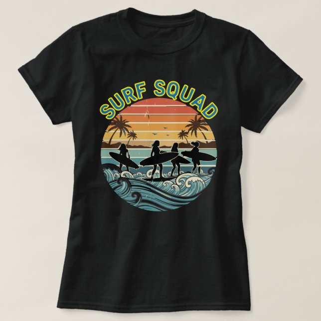 Camiseta Water Sports Surfing Girls Squad Surfboard Hobby  (Frente do Design)
